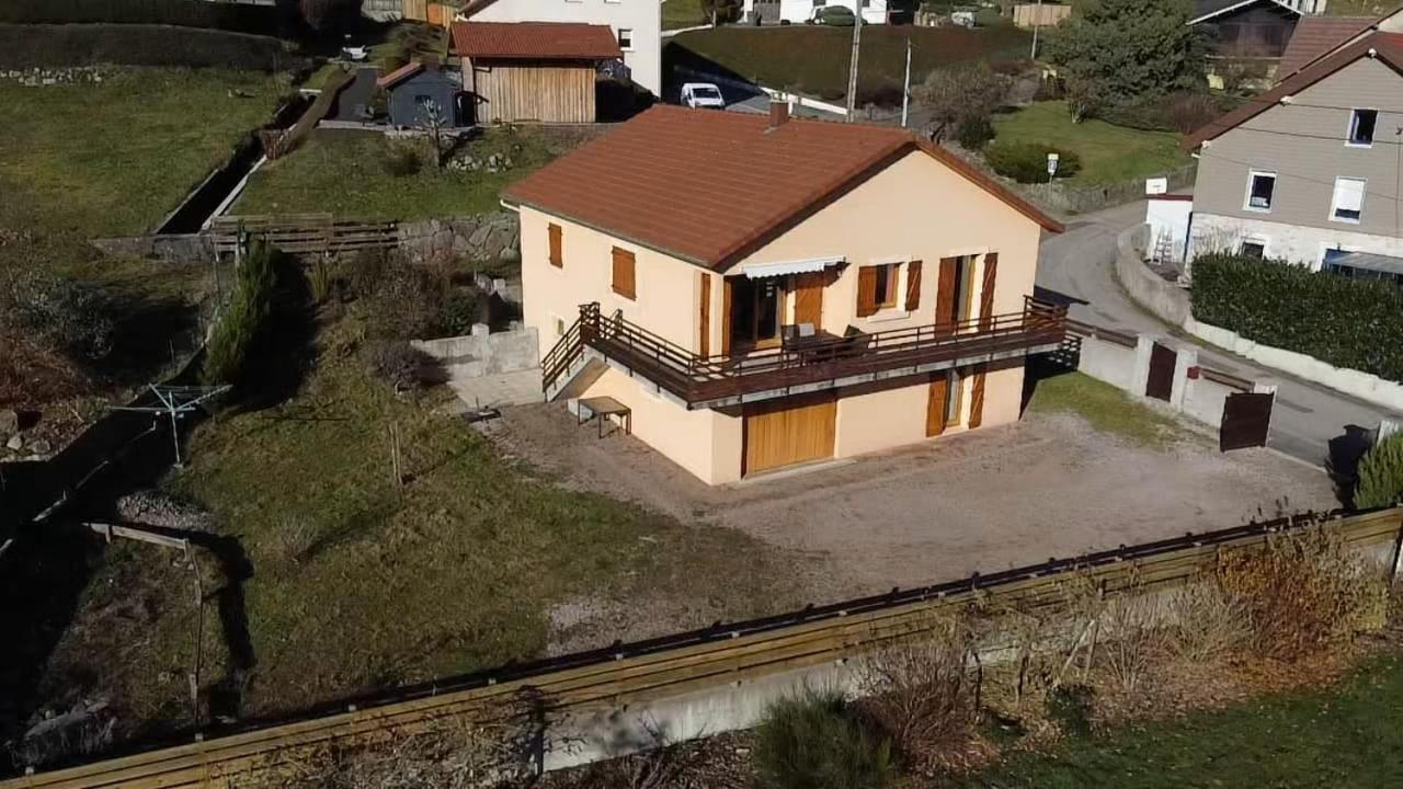 Villa Les Randogodilleurs Avec Jacuzzi A 2Kms Des Pistes Et 350M Du Theatre Du Peuple ! à Bussang Extérieur photo